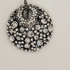 Pendant for Scarf/Necklace Jewelry, with Crystal and Black Coloring. Lightweight